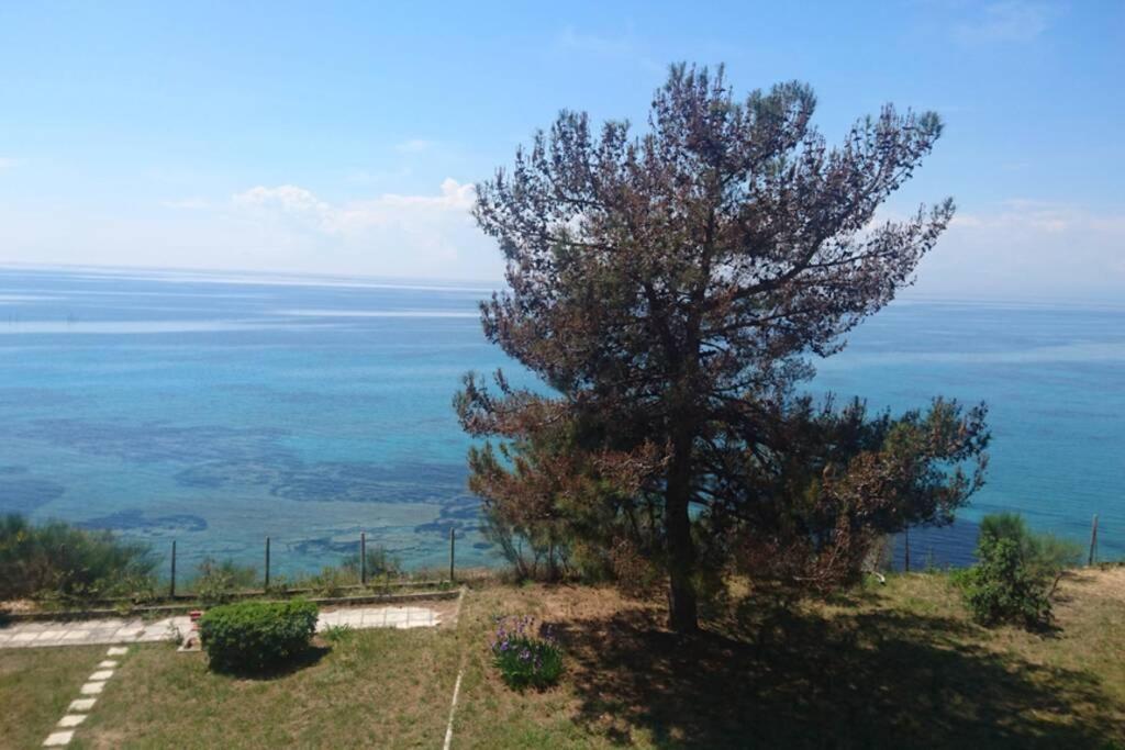 Sunshine House Offering Spectacular Views To Olymp A Nea Iraklia Exterior foto